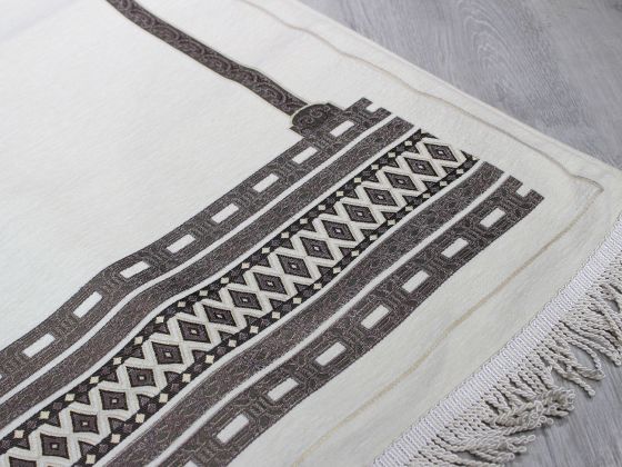 Hira Fringed Chenille Woven Prayer Rug