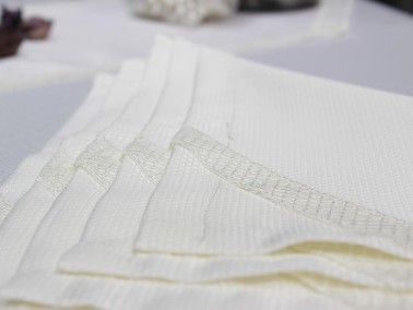 Honeycomb Tablecloth Set 26 Piece Cream - Thumbnail