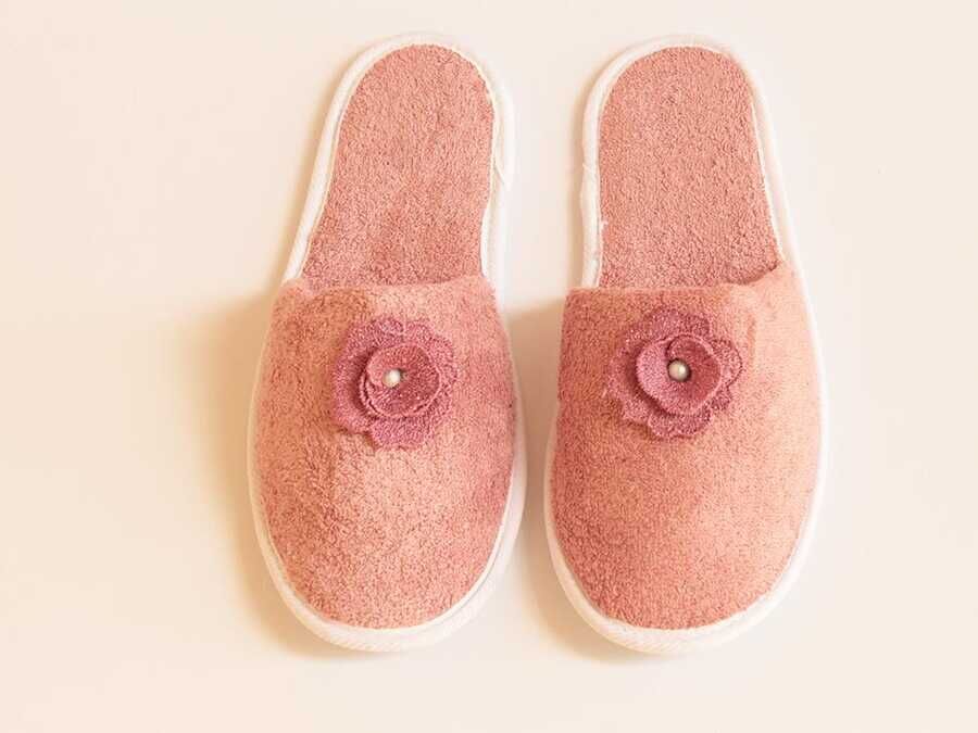 Pearly Cherry Rose Patterned Slippers Dark Powder