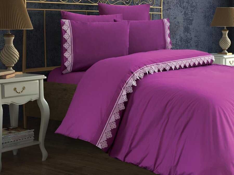 Isilti Needle Lace Gold Duvet Cover Set Plum