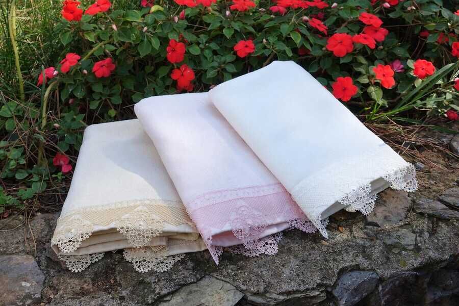 Shimmer Needle Lace Towel Set of 3