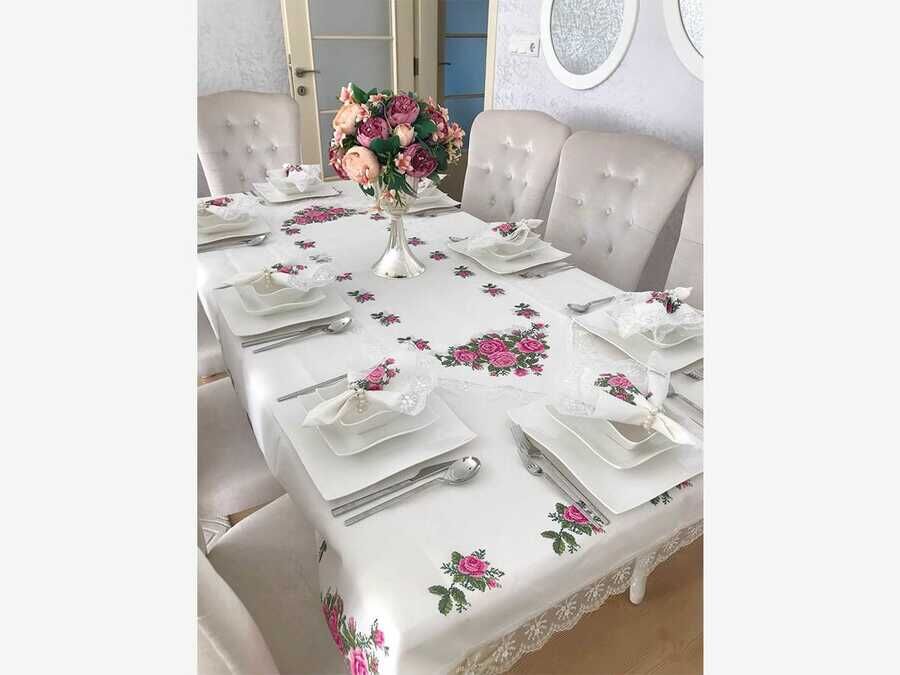 CanvasPrinted Guipure Four Roses Tablecloth Set 18 Pcs Pink