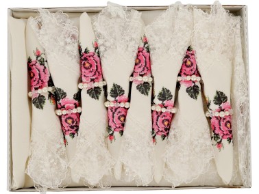 Çeyiz Diyarı - Cross-stitch Rose Printed Guipure Table Cloth Set 18 Pieces Pink Çeyiz Diyarı - Cross-stitch Rose Printed Guipure Table Cloth Set 18 Pieces Pink