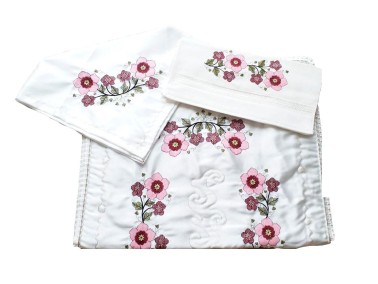 Çeyiz Diyarı - Cross Stitch Engraved Bundle Set Flowers Maroon Çeyiz Diyarı - Cross Stitch Engraved Bundle Set Flowers Maroon