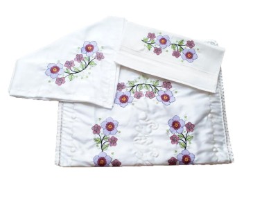 Çeyiz Diyarı - Cross-stitch Embroidered Bundle Set Flowers Plum Çeyiz Diyarı - Cross-stitch Embroidered Bundle Set Flowers Plum
