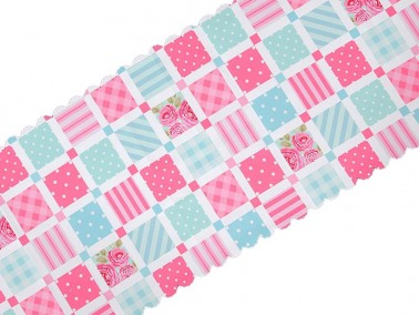 Square Pattern Runner Pink - Thumbnail