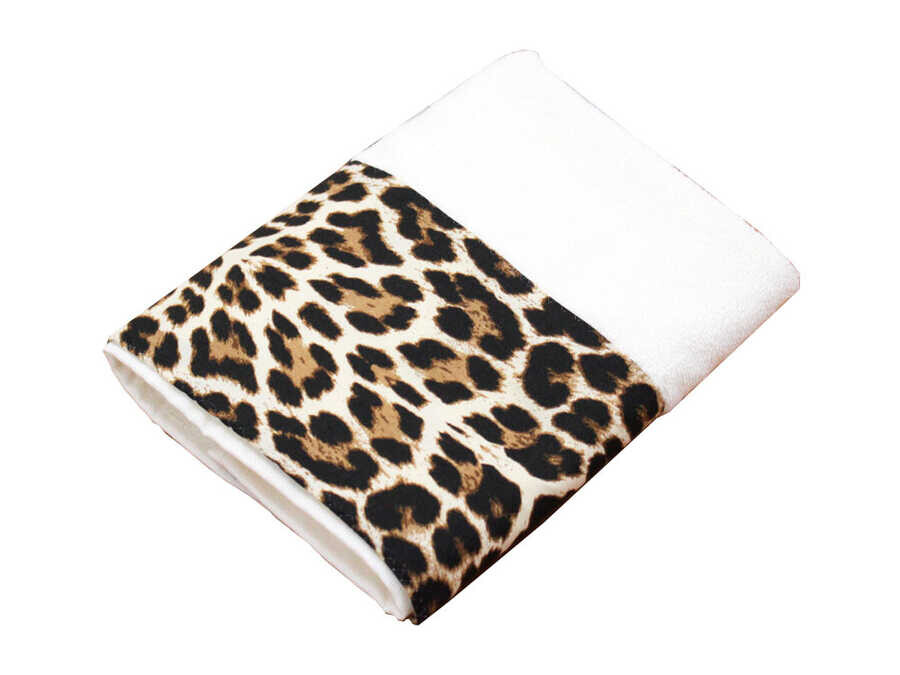 Çeyiz Diyarı - Leopard Patterned Towel Çeyiz Diyarı - Leopard Patterned Towel