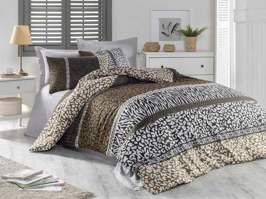 Dowry World - Leopard Deluxe Double Duvet Cover Set Brown