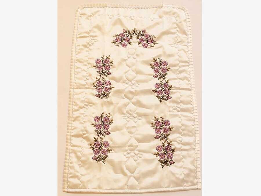  Papatya Embroidered Satin Prayer Rug Lila - Thumbnail