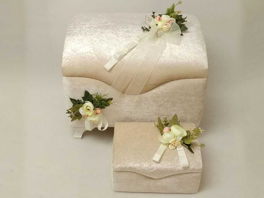 Dowry World - Model Kapaklı Çiçeklii 2'li Çeyiz Sandığı Krem Dowry World - Model Kapaklı Çiçeklii 2'li Çeyiz Sandığı Krem