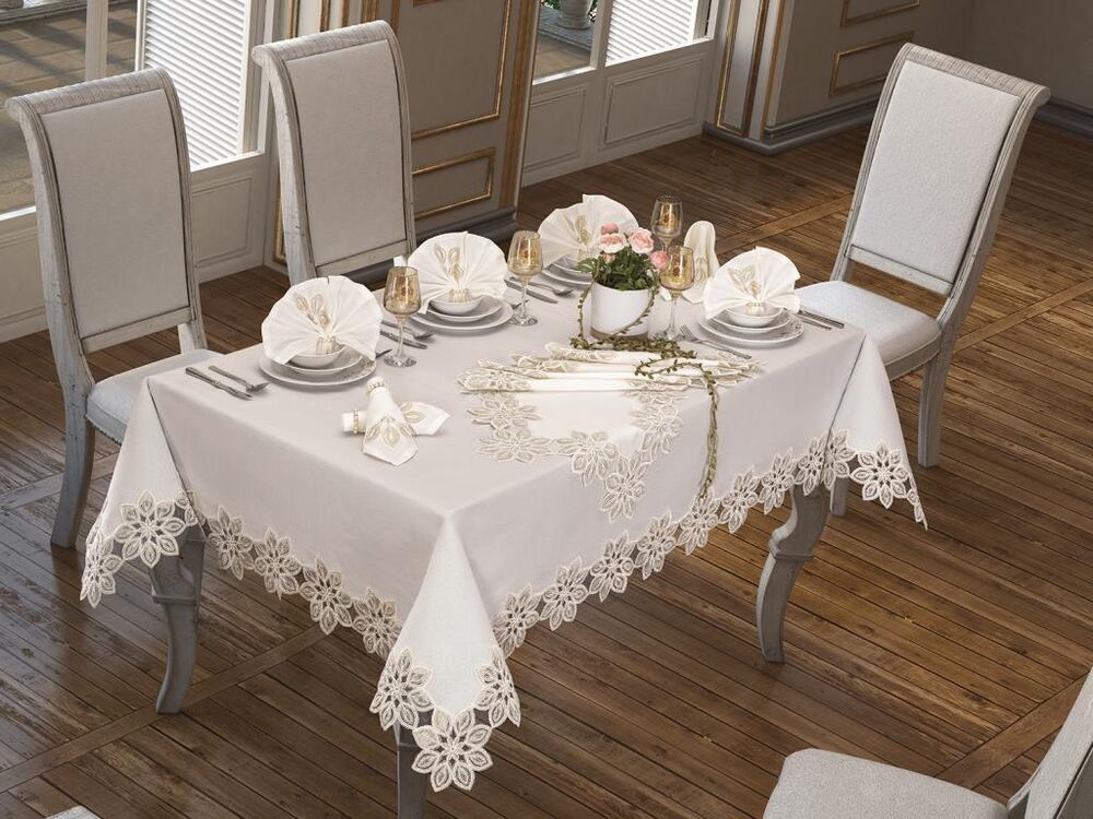 Daisy Table Cloth 26 Pieces Cream