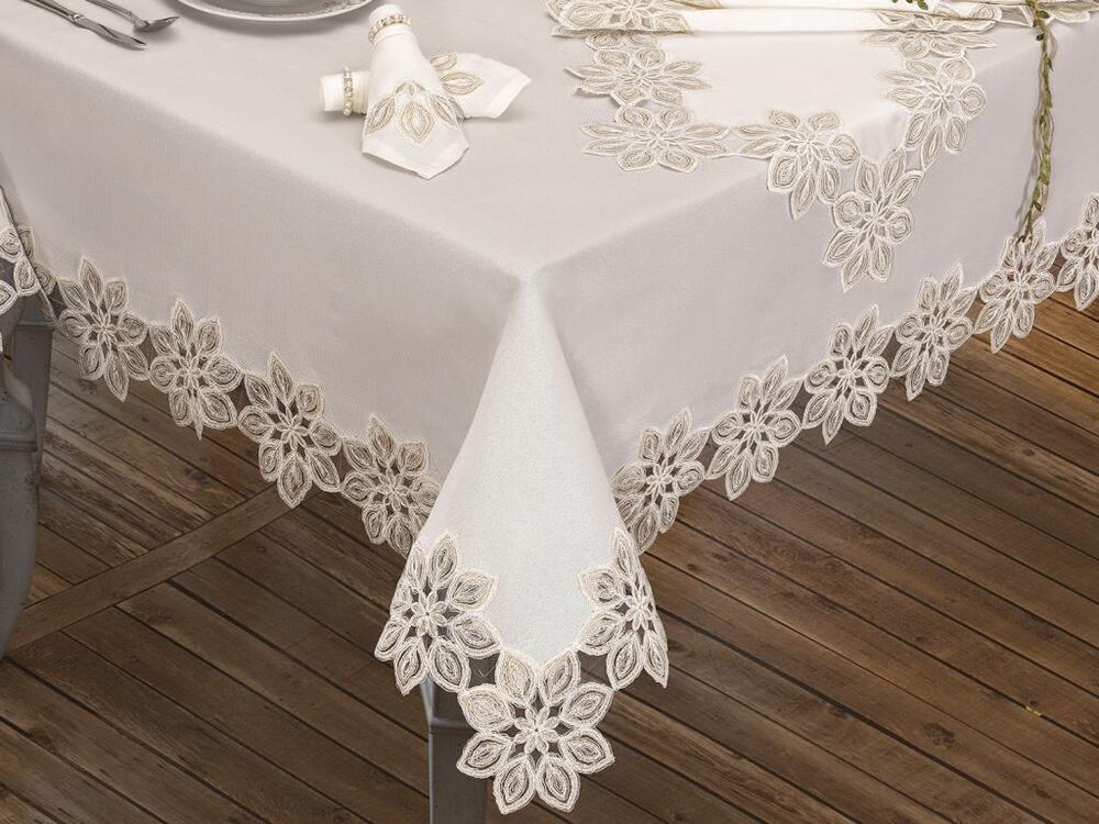 Daisy Table Cloth 26 Pieces Cream
