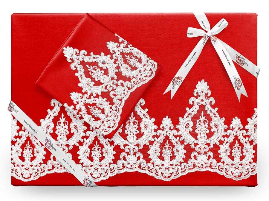 Dowry World - Queen طقم غطاء لحاف مطرز بالتطريز الفرنسي لون احمر Dowry World - Queen طقم غطاء لحاف مطرز بالتطريز الفرنسي لون احمر