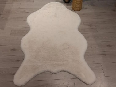 Çeyiz Diyarı - Rabbit Hide Shaped Non-Slip Carpet 90x150 Cm White