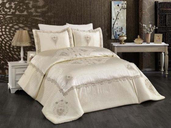 Rana Embroidered Velvet Double Bedspread Cream