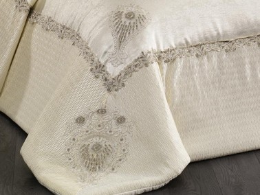 Rana Embroidered Velvet Double Bedspread Cream - Thumbnail
