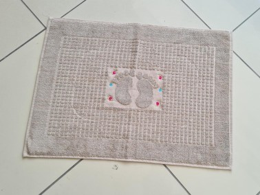 Rose Embroidered Cotton Foot Towel 50x70 cm Light Brown - Thumbnail