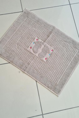 Rose Embroidered Cotton Foot Towel 50x70 cm Light Brown - Thumbnail