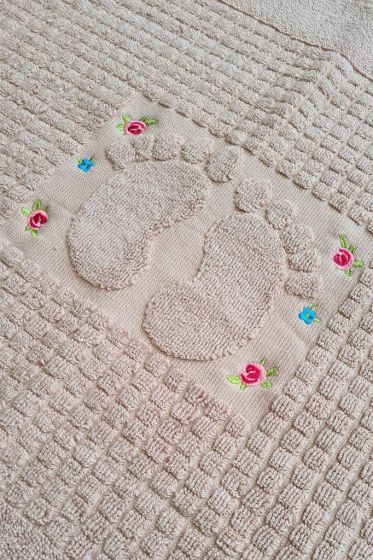 Rose Embroidered Cotton Foot Towel 50x70 cm Pink