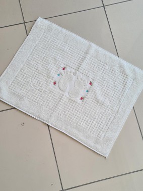Rose Embroidered Cotton Foot Towel 50x70 cm White - Thumbnail