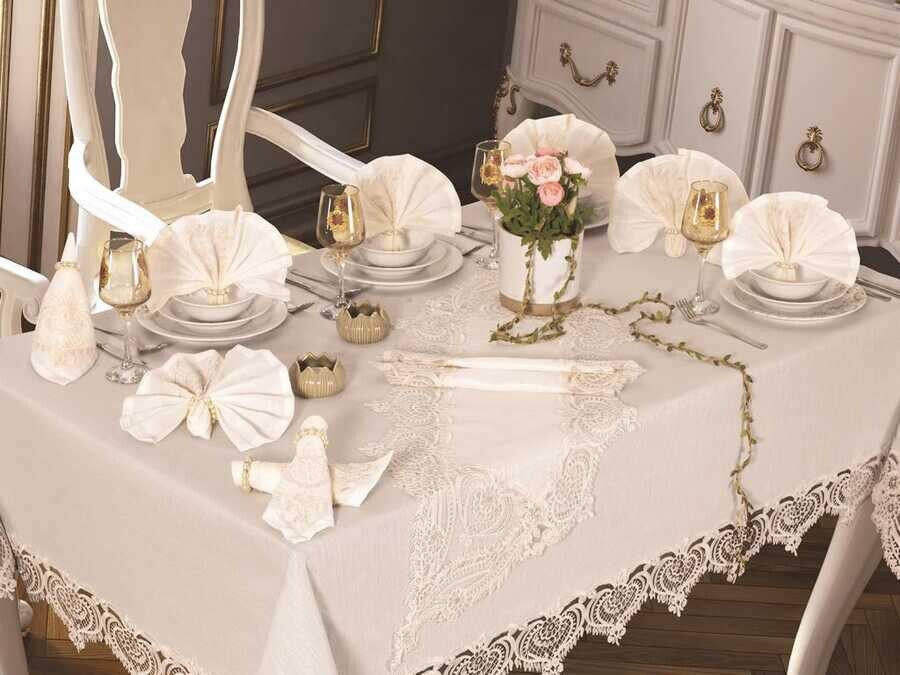 Rose Heart Table Cloth 26 Pieces Cream - Thumbnail