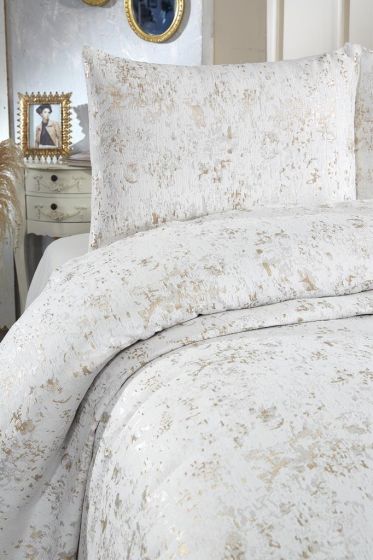 Slayka Double Size Bedspread Set, Coverlet 230x240 with Pillowcase, Chenille Fabric, for Full Bed, Cream Cappucino
