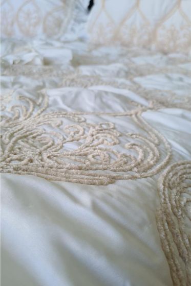 Sure Chenille Bedspread Set 4pcs, Coverlet 260x260 with Pillowcase, Jacquard Fabric, Full Size, Double Size Cream