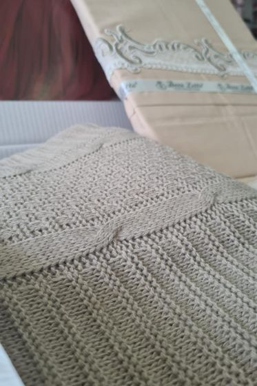 Valeria Cotton Duvet Cover Set with Blanket, Duvet Cover 200x220, Bedsheet 240x250, Blanket 220x220 Full Size, Double Brown
