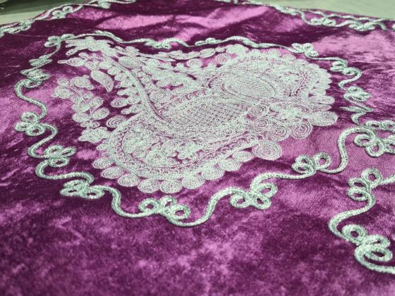 Verna Embroidered Velvet Prayer Rug 65x125 cm Fuchsia