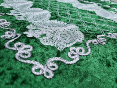Verna Embroidered Velvet Prayer Rug 65x125 cm Green - Thumbnail