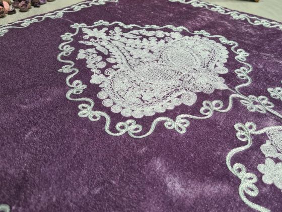 Verna Embroidered Velvet Prayer Rug 65x125 cm Lilac