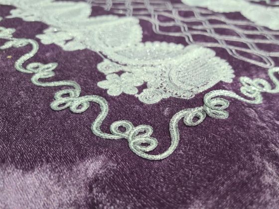Verna Embroidered Velvet Prayer Rug 65x125 cm Lilac