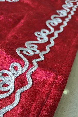 Verna Embroidered Velvet Prayer Rug 65x125 cm Red - Thumbnail