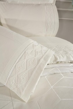 Verona Bridal Set 7pcs, Coverlet 240x260, Sheet 240x260, Duvet Cover 200x220, Pillowcase 50x70, Double Size, Cream - Thumbnail