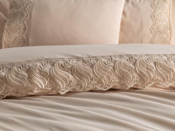 Wave Duvet Cover French Lace Cappucino