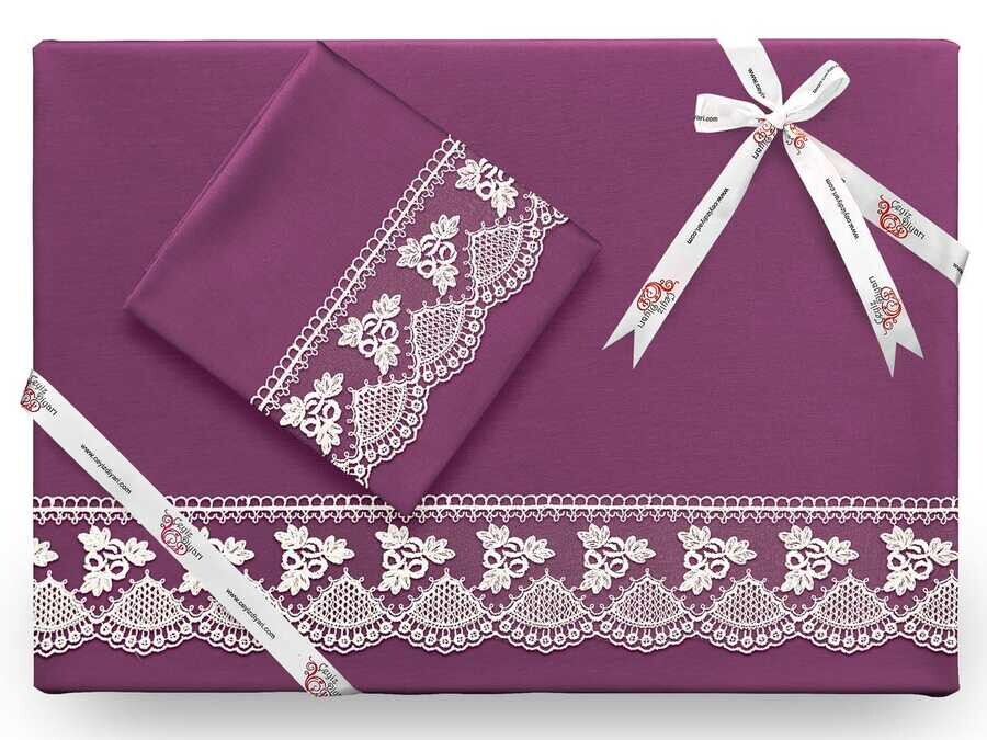 Dowry World - Yekpare Sade طقم غطاء لحاف مطرز بالتطريز الفرنسي لون البرقوق Dowry World - Yekpare Sade طقم غطاء لحاف مطرز بالتطريز الفرنسي لون البرقوق