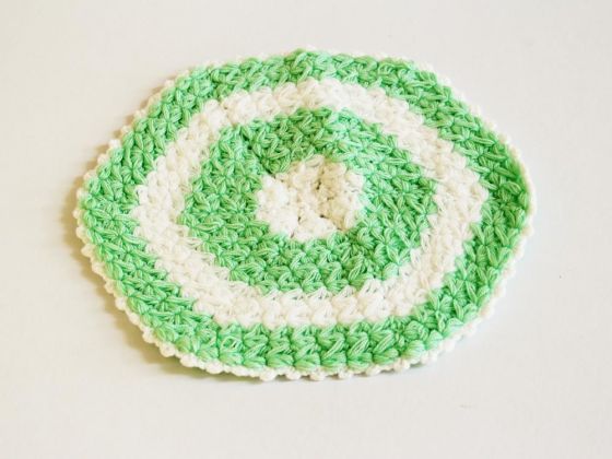 Round Triangle Wash Cloth -Green White